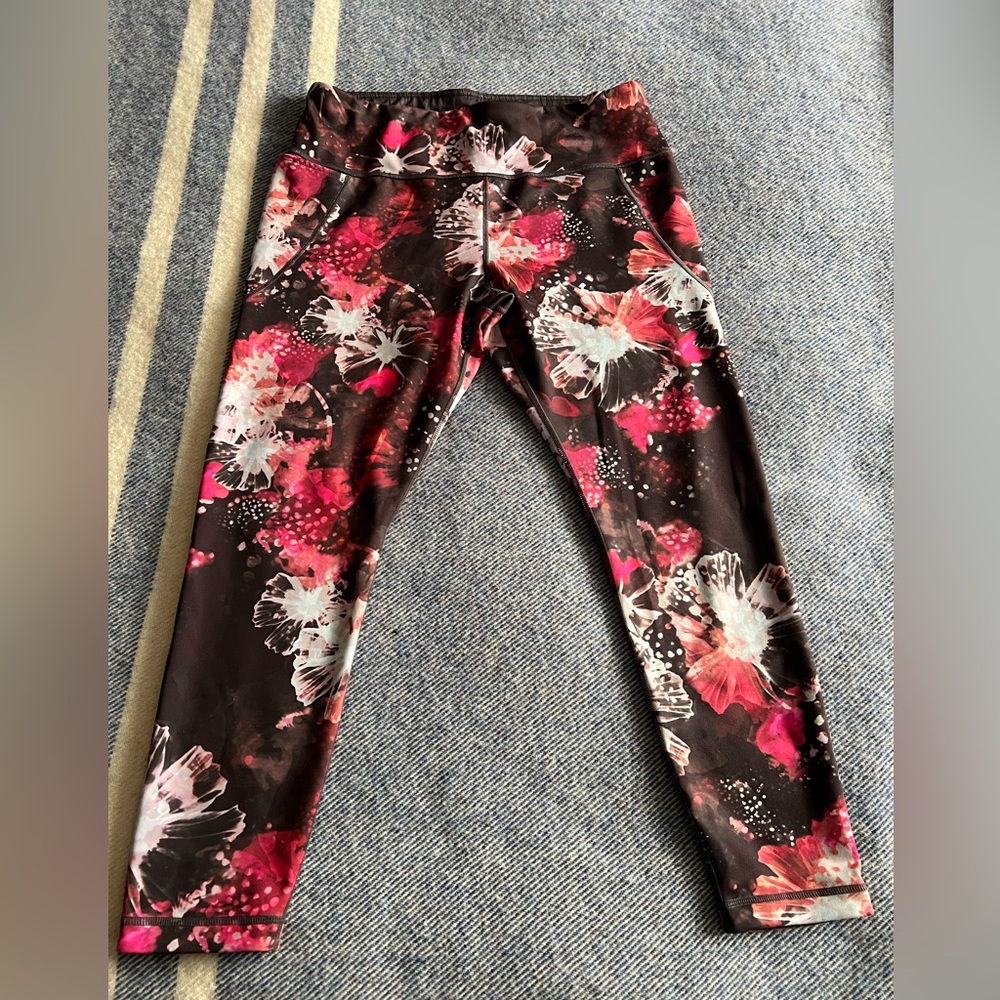 Title Nine T9 Mad Dash tights / leggings, reversible, Large VGC